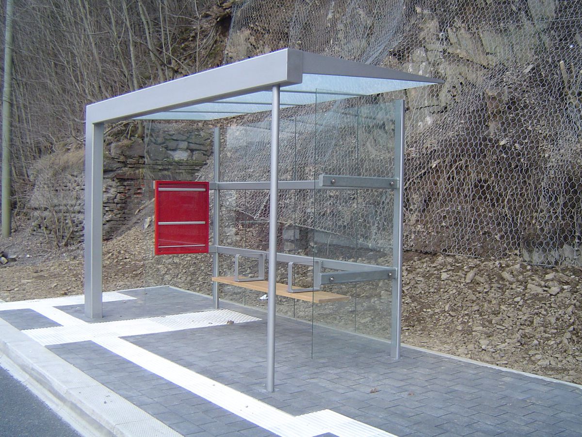 Eine Wartehalle der Reihe "BUS STOP"